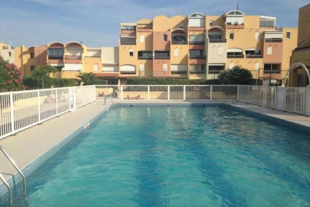 Mer Veilleuse Gruissan - Clim - Piscine Kültér fotó